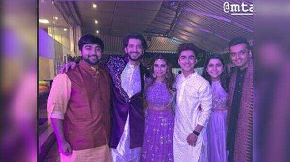 Kunal and Bharati with his The Buddy Project team