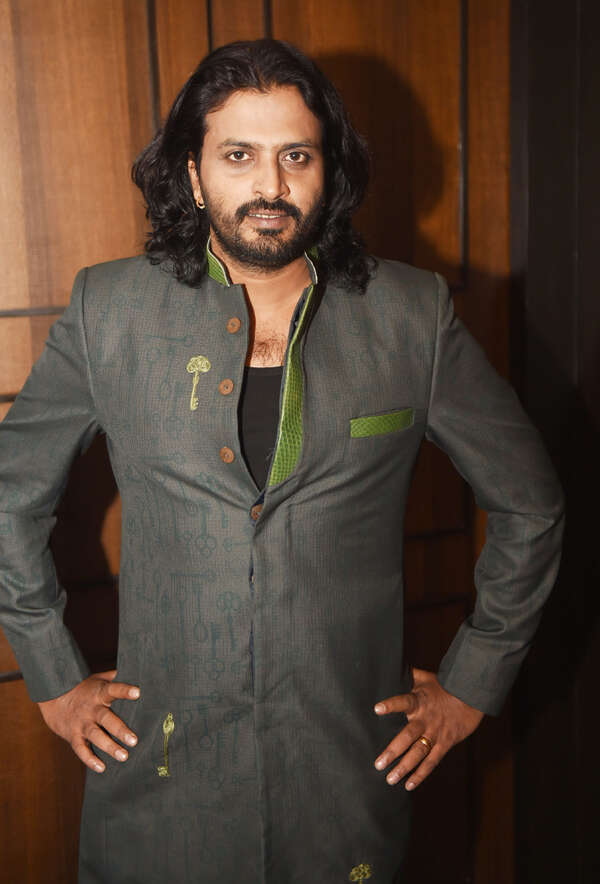 Nigel Akkara Images
