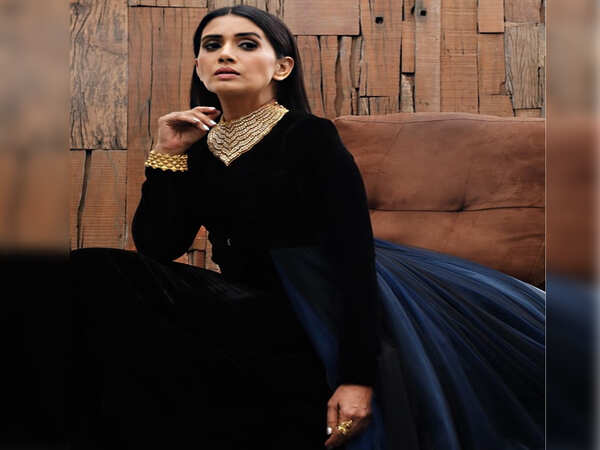 Sonali Kulkarni Stills
