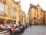 The famed long lunch-breaks of the French