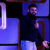 Article image for: Stand-Up comedian Manek Mahna entertains city folks