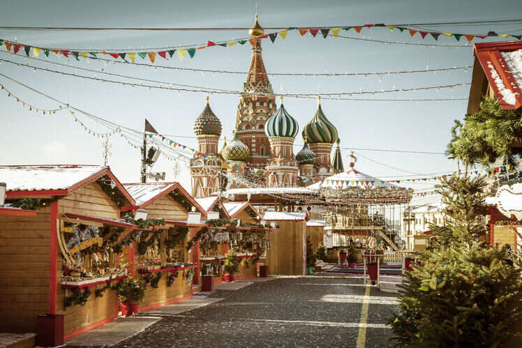 New Year traditions in different countries New Year traditions in different countries