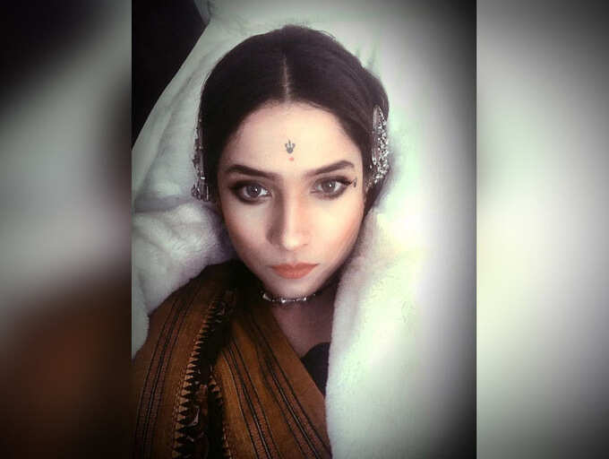 ​Ankita Lokhande shares a mesmerizing picture of herself in her Jhalkar Bai look from the film 'Manikarnika: The Queen of Jhansi'