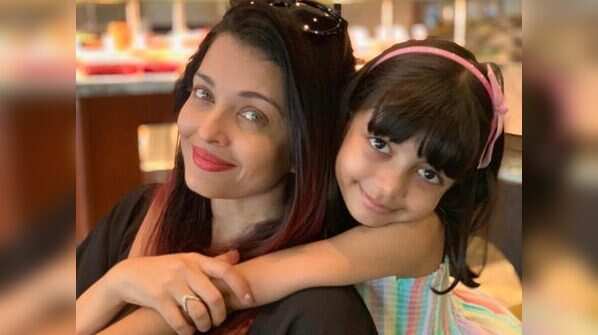 This picture of Aishwarya Rai Bachchan and Aaradhya Bachchan proves they are the best Mom-daughter duo of B-Town
