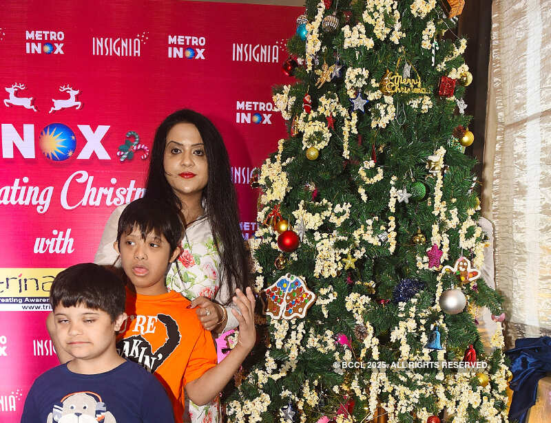 Amruta Fadnavis celebrates Christmas with differently-abled children