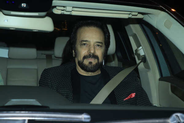 Akbar Khan