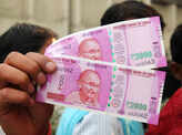 Govt indicates printing of Rs 2000 note stopped for now