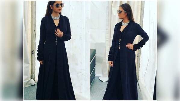 Stuns in crop top and jacket