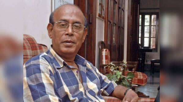 Lifetime Achievement Award for Buddhadeb Dasgupta