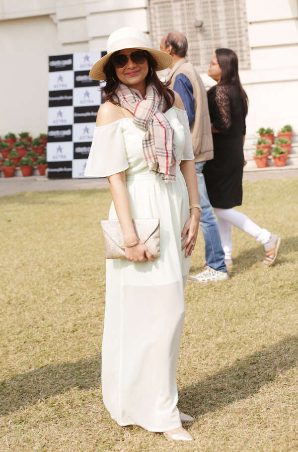 Nimmi Stills