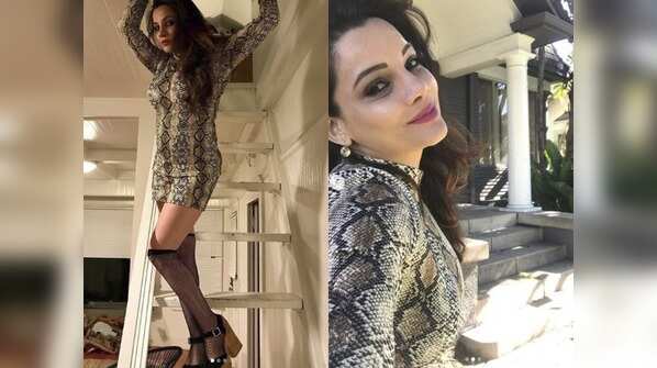 Diya Aur Baati Hum's Kanika Maheshwari makes for a yummy mummy in her short one piece