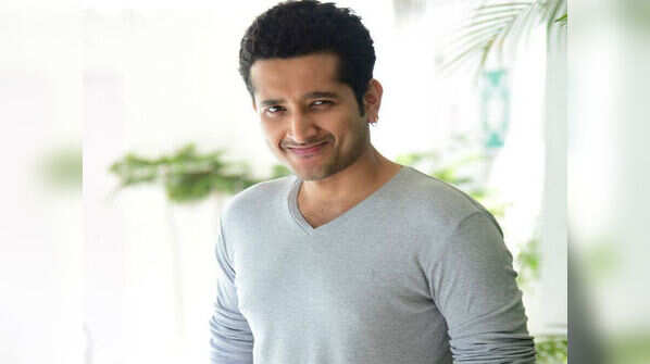 Arindam Bhattacharya casts Parambrata and Tnusree in his next