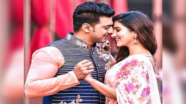 Dev and Rukmini backs out of a film