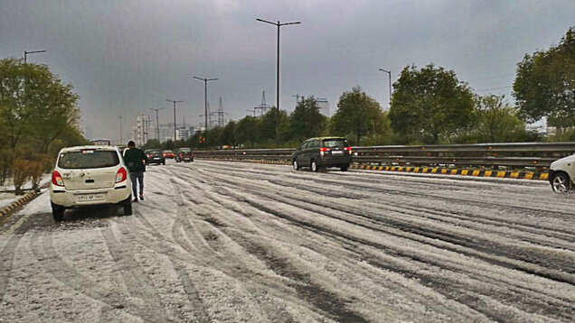 Photos: Delhi-NCR looked snowed up, hailstones cover it in a blanket of white