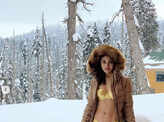 TV star Sreejita De shows off her bikini bod at -10&deg;C temperature