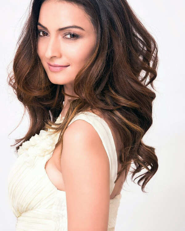 Unnati Davara Stills