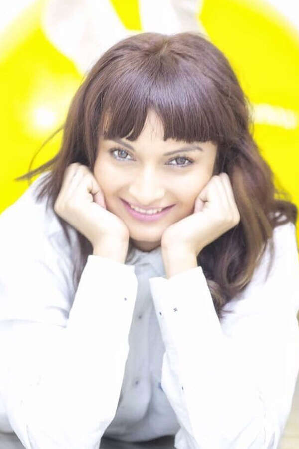 Unnati Davara Images
