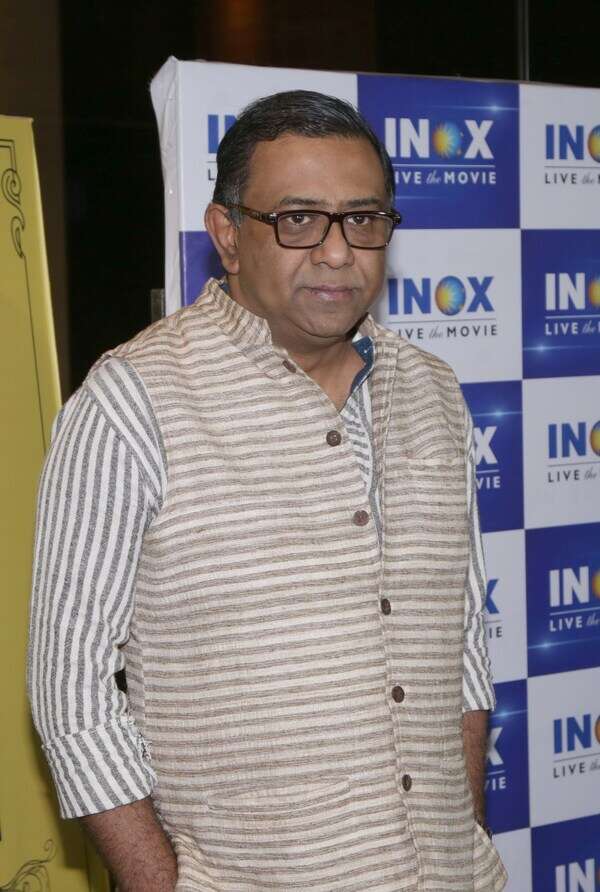 Kamaleswar Mukherjee Pictures