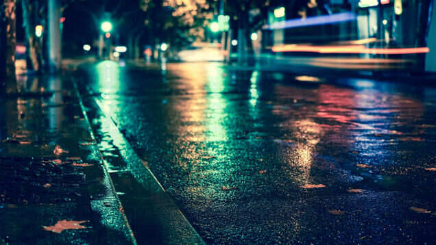 Weather in Delhi to stay moderate; Western UP might see a hailstorm
