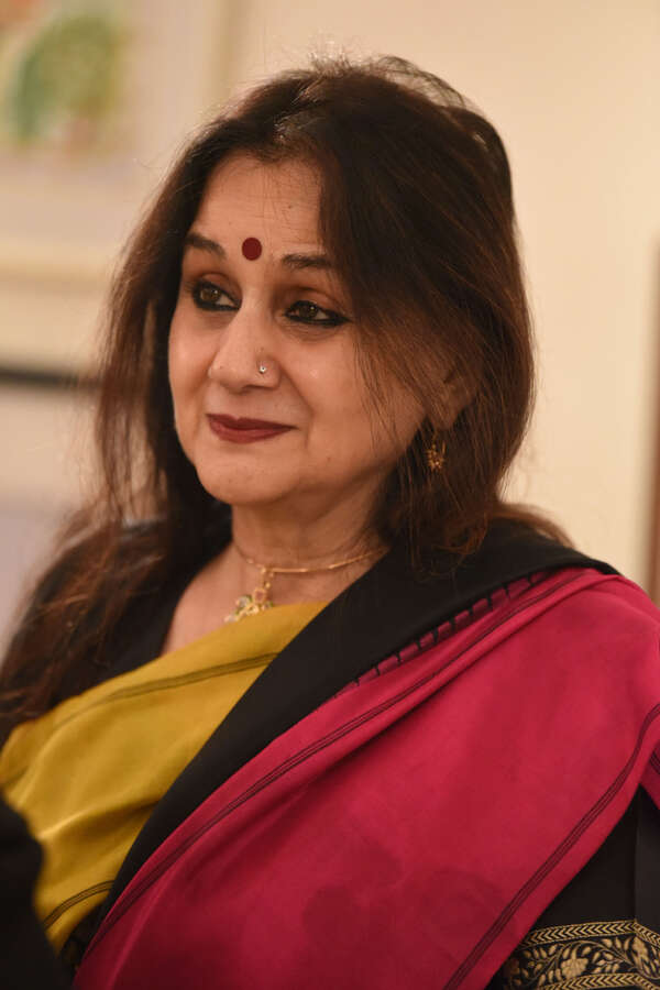 Nalini.