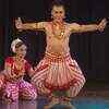 Article image for: Padma Shri Datuk Ramli Ibrahim performs with disciple <i class="tbold">Geethika</i> Sree