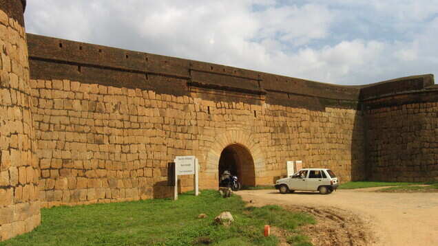 Devanahalli Fort is your date with history