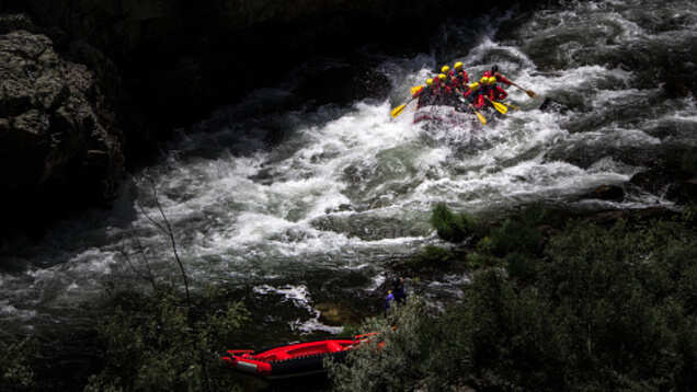5 kayaking destinations in India that are full of adventure quotient