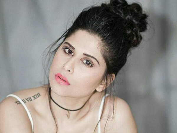 Sai Tamhankar Images