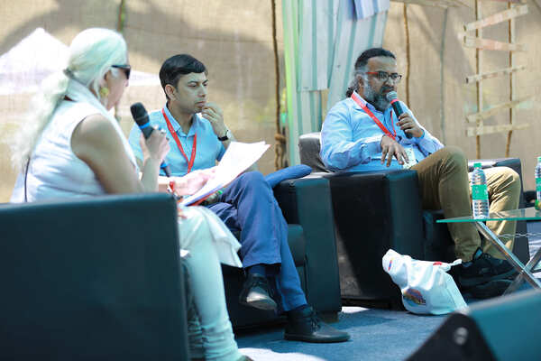 Vivek Shanbhag Pictures