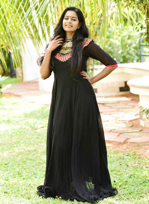 Renu Soundar Images