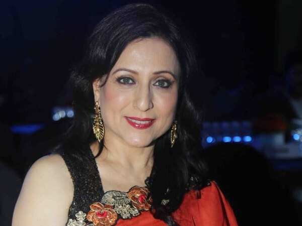 Kishori Shahane Vij Images