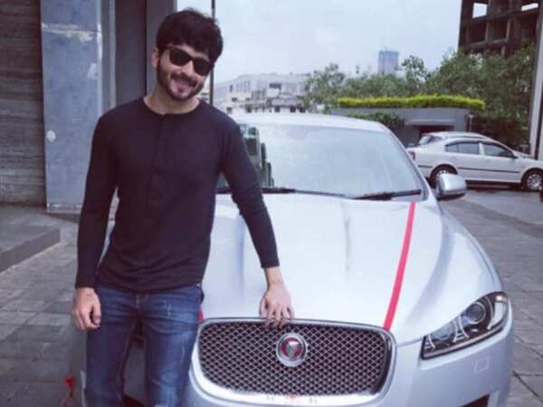 Dheeraj Dhoopar Stills