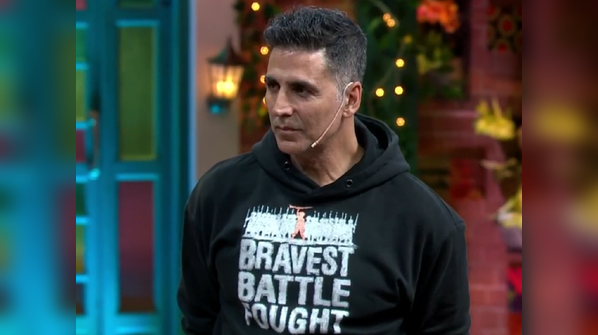 Akshay asks Kapil to never stop the show