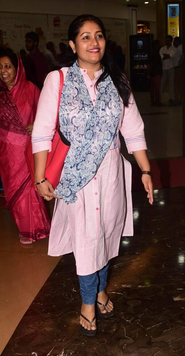 Thesni Khan Pictures