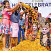 Article image for: Flower power at this <i class="tbold">holi bash</i> in Lucknow