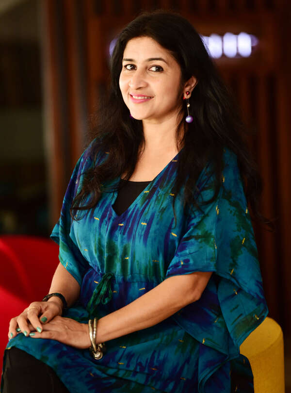 Neena Kurup Images