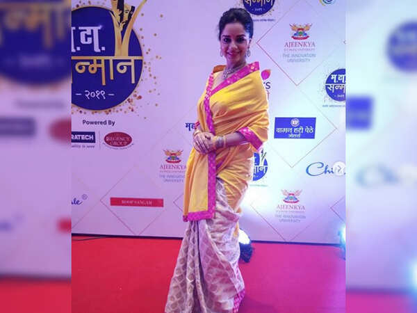 Sukhada Khandkekar Pictures
