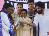 Mayawati and Pawan Kalyan hold joint rally in Vijayawada