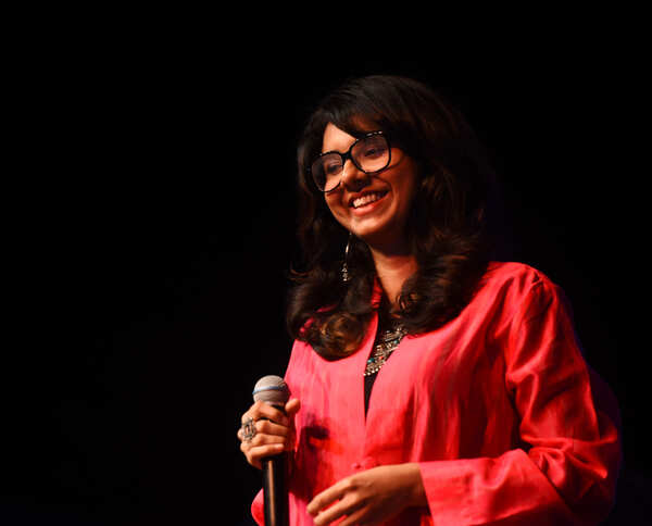 Shakthisree Gopalan Images