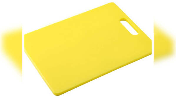 Plastic chopping board