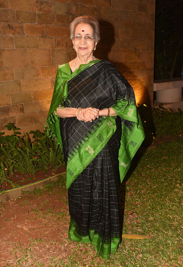 Vijaya Mehta Pictures