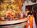 Praying to the Vignaharta