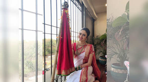 Amruta Khanvilkar