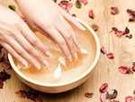 What is hot oil manicure