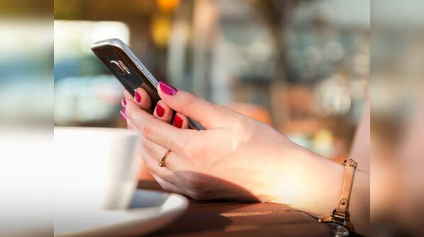 Use apps to keep a track of your meal
