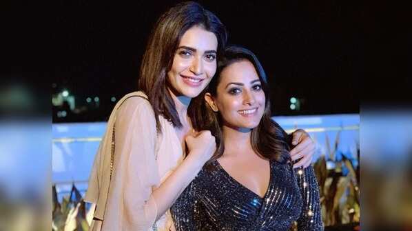 Naagin co-stars