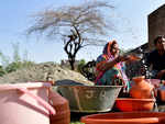 Women in Latur fill water from leaked pipelines
