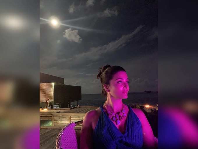 ​Abhishek Bachchan shares a mesmerising picture of Aishwarya Rai Bachchan from their vacation in the Maldives