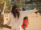 Good Friday: Faithful remember the Passion of Christ