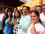 BJP candidate Pralhad Joshi votes with his family